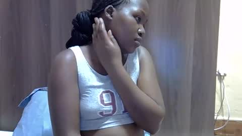 Adiliah online show from 25, 10, 2025