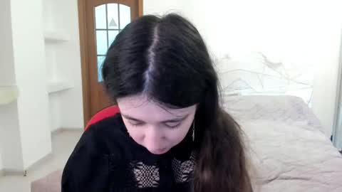 Snapshot of ginablum chatting on 29, 4, 2026 Kate online show from 29, 4, 2026