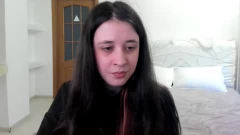 Snapshot of ginablum chatting on 5, 5, 2026 Kate online show from 5, 5, 2026