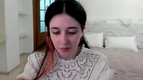 Snapshot of ginablum chatting on 17, 5, 2026 Kate online show from 17, 5, 2026