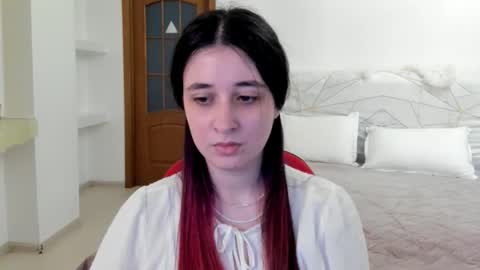 Snapshot of ginablum chatting on 29, 5, 2026 Kate online show from 29, 5, 2026