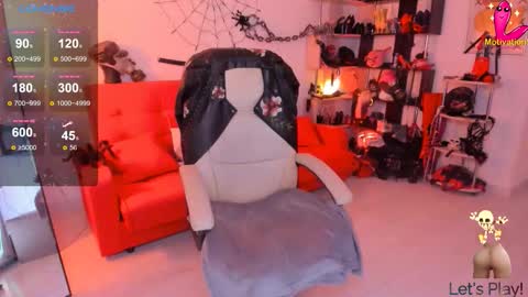 Gina Moor online show from 23, 11, 2025