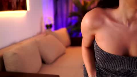 Gina online show from 8, 1, 2025