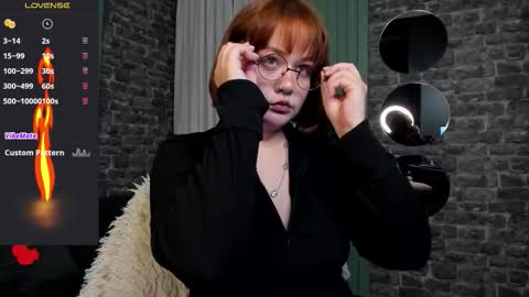 Snapshot of ginger_hood chatting on 15, 12, 2025 ginger_hood online show from 15, 12, 2025