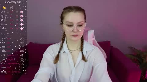 Ginger online show from 9, 3, 2026