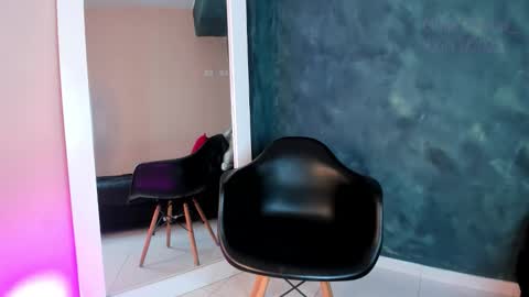 Ginger online show from 6, 11, 2025