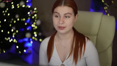 Snapshot of gingerrpink chatting on 14, 12, 2025 Ginger Pink online show from 14, 12, 2025