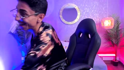 Snapshot of gio_carangi chatting on 17, 4, 2026 Gio Carangi online show from 17, 4, 2026