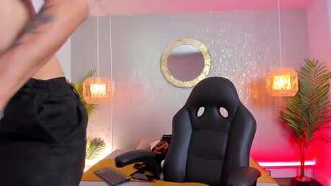 Snapshot of gio_carangi chatting on 23, 5, 2026 Gio Carangi online show from 23, 5, 2026