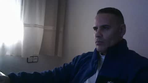 Snapshot of gioshadow chatting on 6, 1, 2025 gioshadow online show from 6, 1, 2025