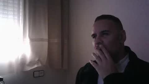 Snapshot of gioshadow chatting on 10, 1, 2025 gioshadow online show from 10, 1, 2025