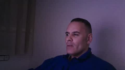 Snapshot of gioshadow chatting on 1, 2, 2025 gioshadow online show from 1, 2, 2025