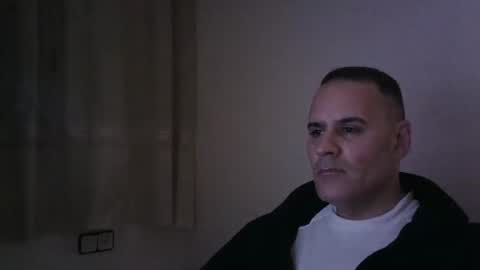 Snapshot of gioshadow chatting on 1, 3, 2025 gioshadow online show from 1, 3, 2025