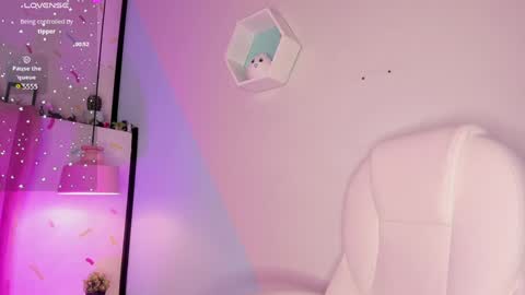 Giovanna  online show from 7, 2, 2025