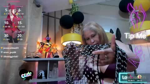 Girl Amada online show from 28, 1, 2025