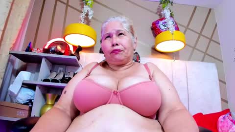 Girl Amada online show from 28, 2, 2025