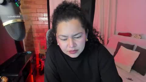 girl_inline online show from 20, 11, 2025