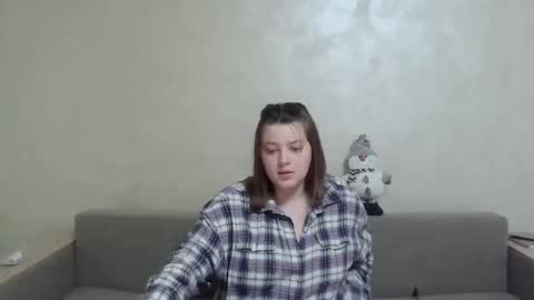 Snapshot of girl_leya chatting on 18, 12, 2024 girl_leya online show from 18, 12, 2024