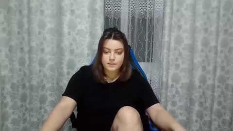 Snapshot of girl_leya chatting on 26, 1, 2025 girl_leya online show from 26, 1, 2025