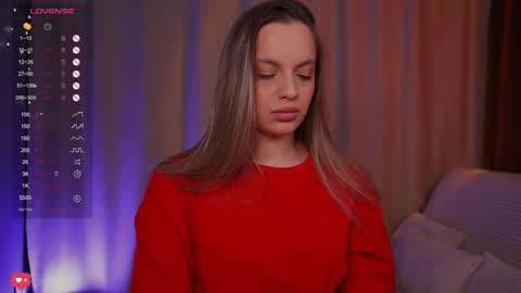 Snapshot of girl_peach_ chatting on 24, 2, 2025 Kate online show from 24, 2, 2025