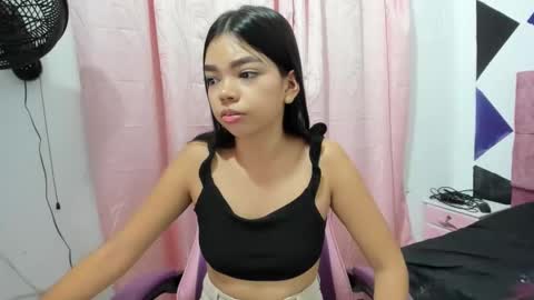 Snapshot of girl_princess18 chatting on 27, 10, 2025 girl_princess18 online show from 27, 10, 2025