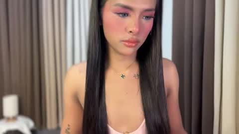 queen ronna online show from 26, 3, 2026