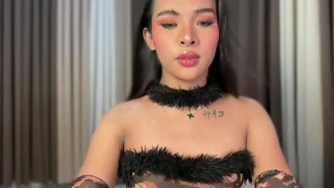 Snapshot of girlcock_dominantfucker chatting on 22, 6, 2026 queen ronna online show from 22, 6, 2026