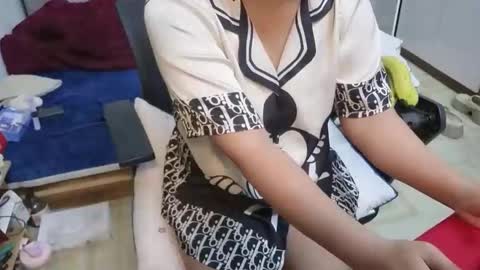 Snapshot of girlhanoi chatting on 18, 12, 2025 girlhanoi online show from 18, 12, 2025