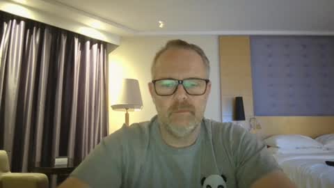 girlsandbikes online show from 27, 1, 2025