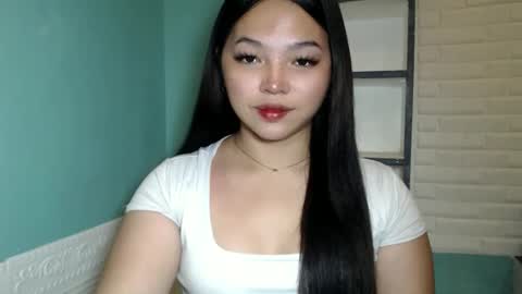 Snapshot of girlthatuneedxxx chatting on 19, 10, 2025 Rhaine online show from 19, 10, 2025