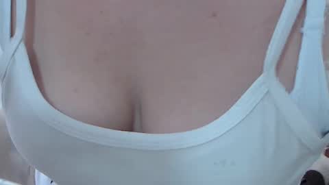 Victoria online show from 4, 11, 2025