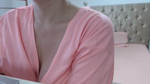 Victoria online show from 9, 11, 2025