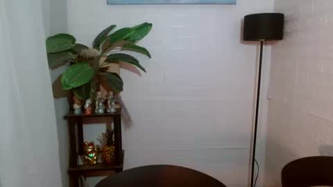 Callmenor online show from 5, 2, 2025