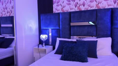     online show from 24, 1, 2025