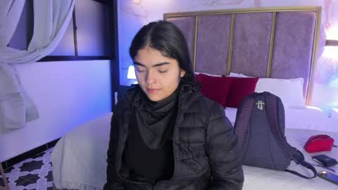     online show from 7, 4, 2026