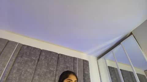     online show from 18, 5, 2026