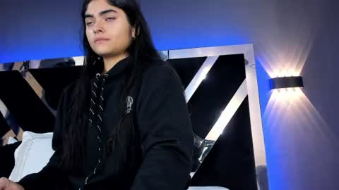     online show from 23, 6, 2026