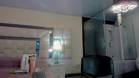 Gisel online show from 5, 3, 2025