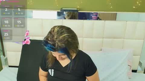 Snapshot of gisell_gomez chatting on 15, 9, 2025 Gisell online show from 15, 9, 2025