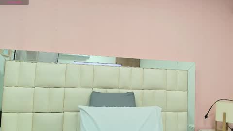 Snapshot of gisell_gomez chatting on 23, 11, 2025 Gisell online show from 23, 11, 2025