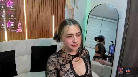 Snapshot of giselle_laurens_ chatting on 16, 2, 2026 Giselle online show from 16, 2, 2026