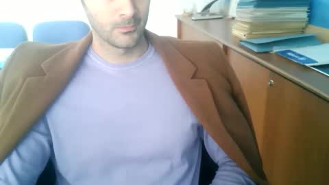 Snapshot of giuseppevai1 chatting on 26, 11, 2025 giuseppevai1 online show from 26, 11, 2025