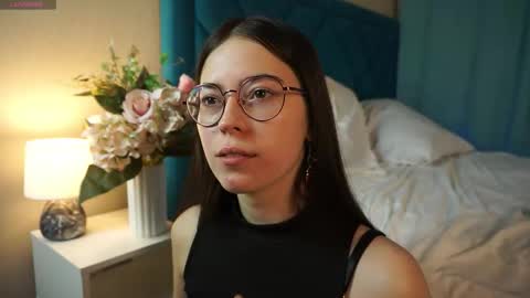 Agness online show from 15, 12, 2025