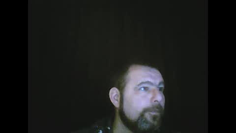 Snapshot of gjleeke chatting on 24, 12, 2024 guzz online show from 24, 12, 2024