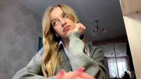 gladyswigg online show from 6, 4, 2026