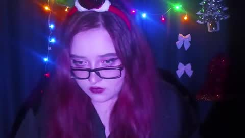 glamour_rebel online show from 17, 12, 2025