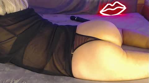 Pauline online show from 23, 12, 2024