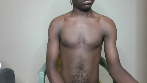 Snapshot of glane_ chatting on 12, 12, 2024 James online show from 12, 12, 2024