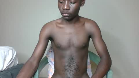 Snapshot of glane_ chatting on 16, 1, 2025 James online show from 16, 1, 2025