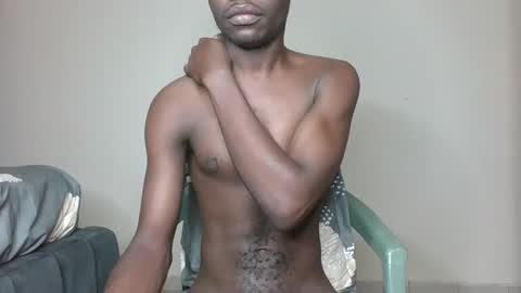 Snapshot of glane_ chatting on 1, 2, 2025 James online show from 1, 2, 2025